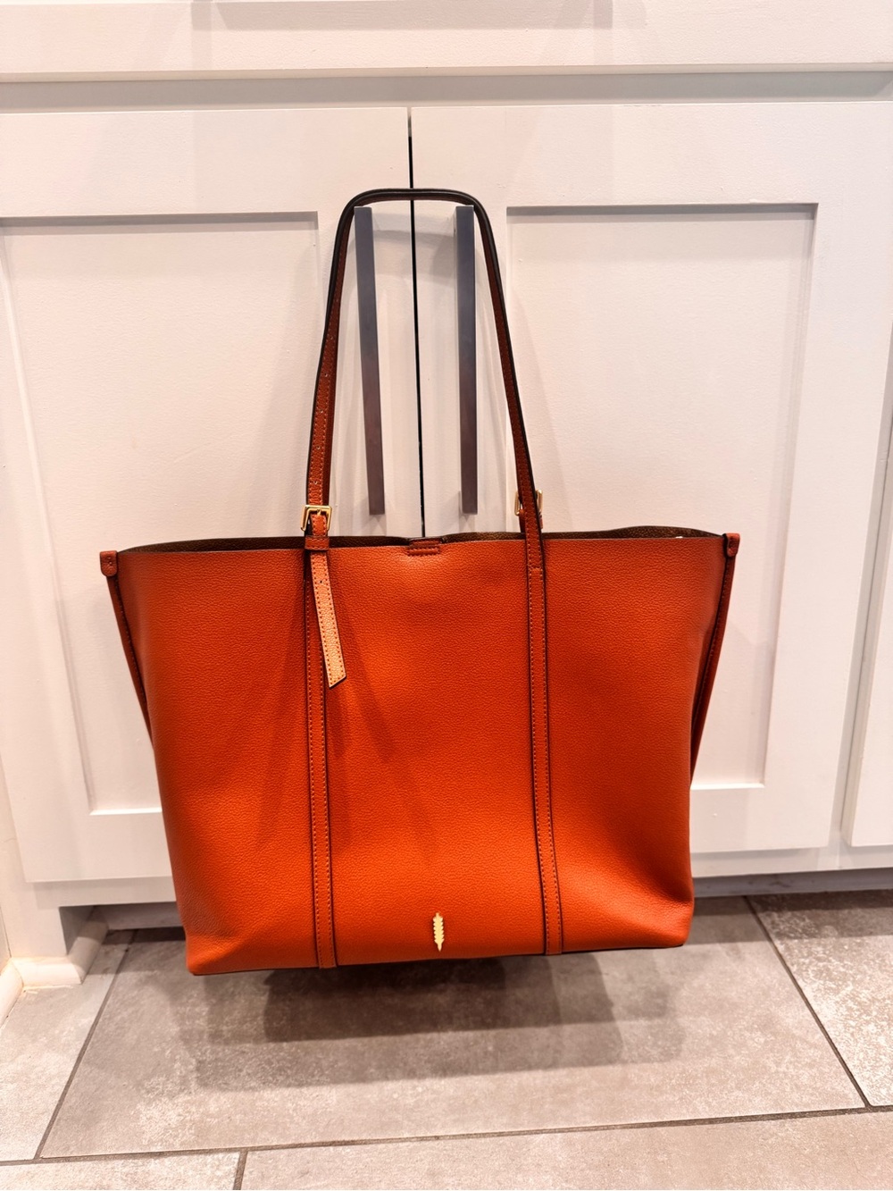 Classic Leather Tote Bag in Burnt Orange